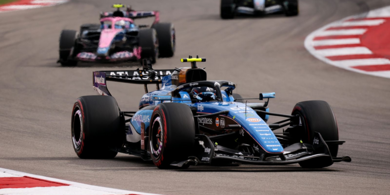 Sainz zpochybňuje verdikt komisařů: Mně by to neprošlo